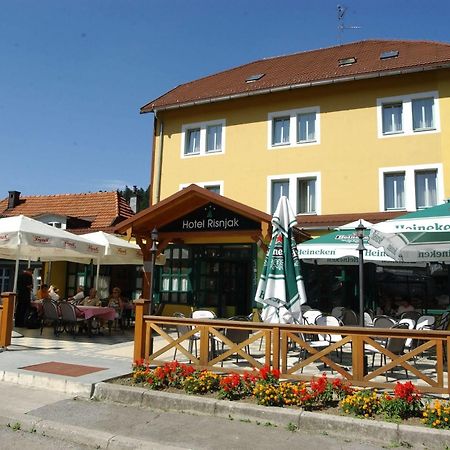 Hotel Risnjak Delnice Exterior foto