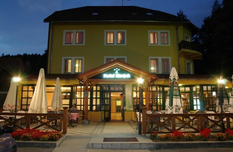 Hotel Risnjak Delnice Exterior foto