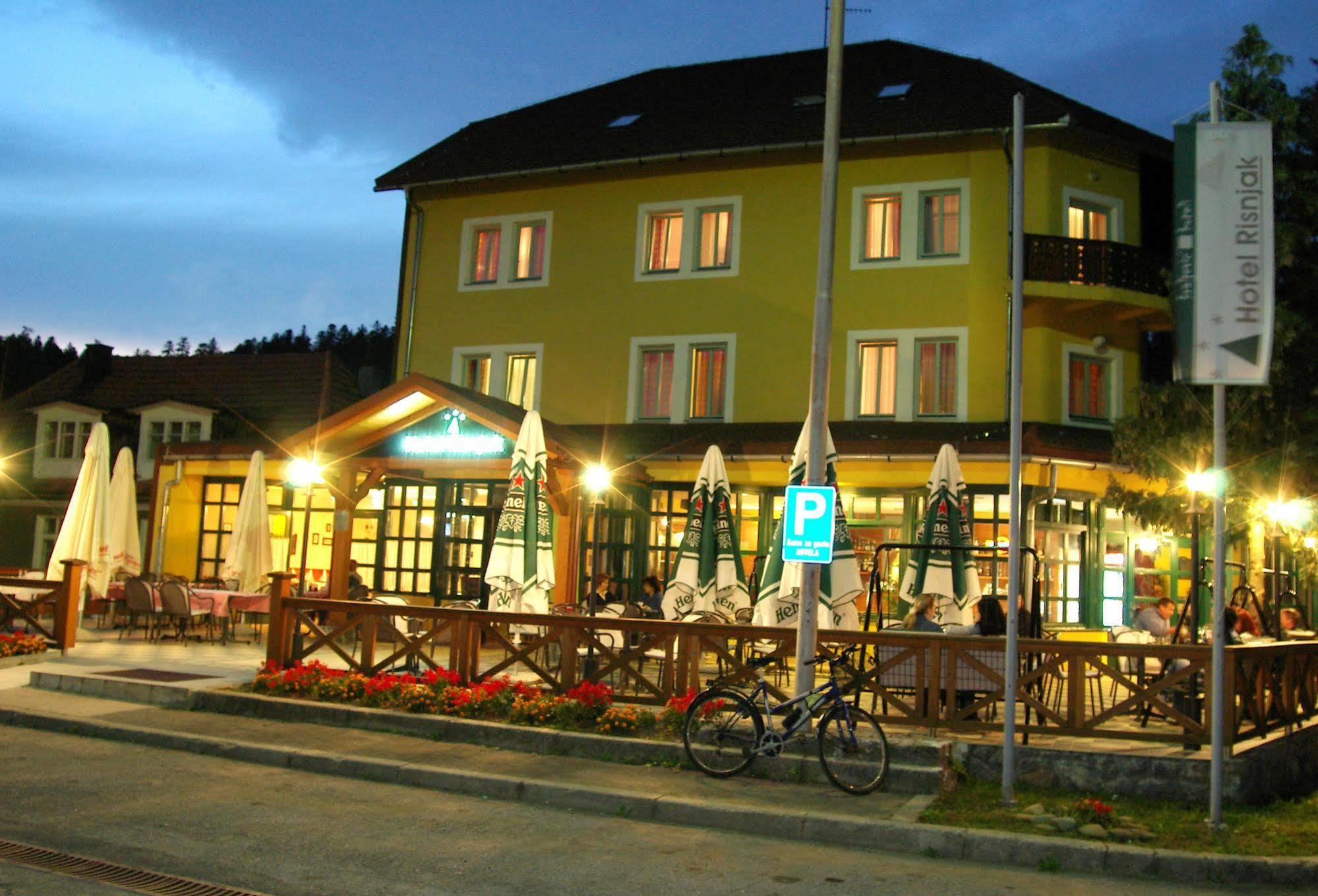 Hotel Risnjak Delnice Exterior foto