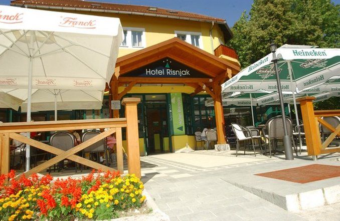 Hotel Risnjak Delnice Exterior foto